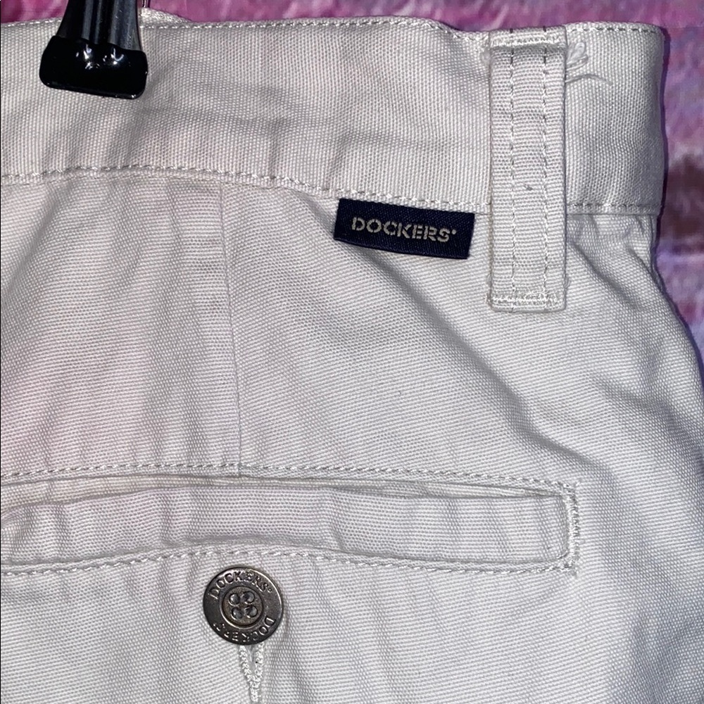 Docker's Men's Casual Cargo Shorts - Beige Size 34 - Picture 4 of 7